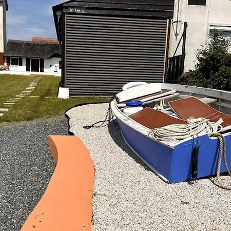 Chaumiere Cotiere: A 500m,a Deux Pas Du Gr34 Prázdninový dům *